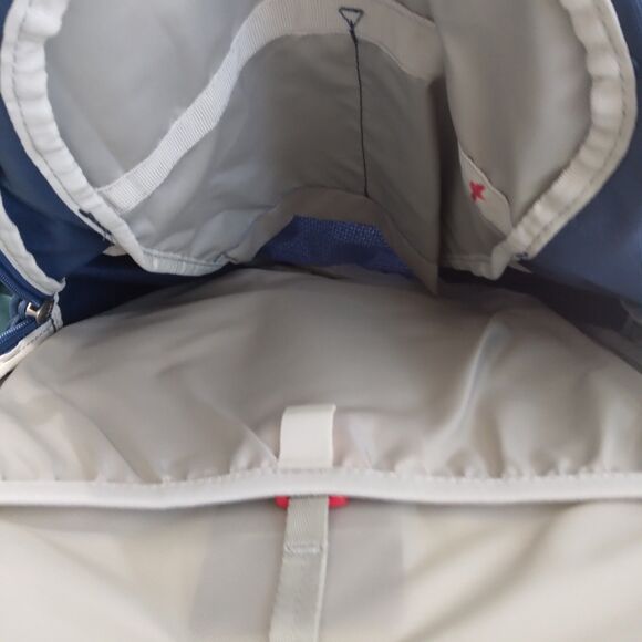 Osprey Daylite Multi-Function Hiking Commuter Backpack 13L Wave Blue NWT - Picture 10 of 11